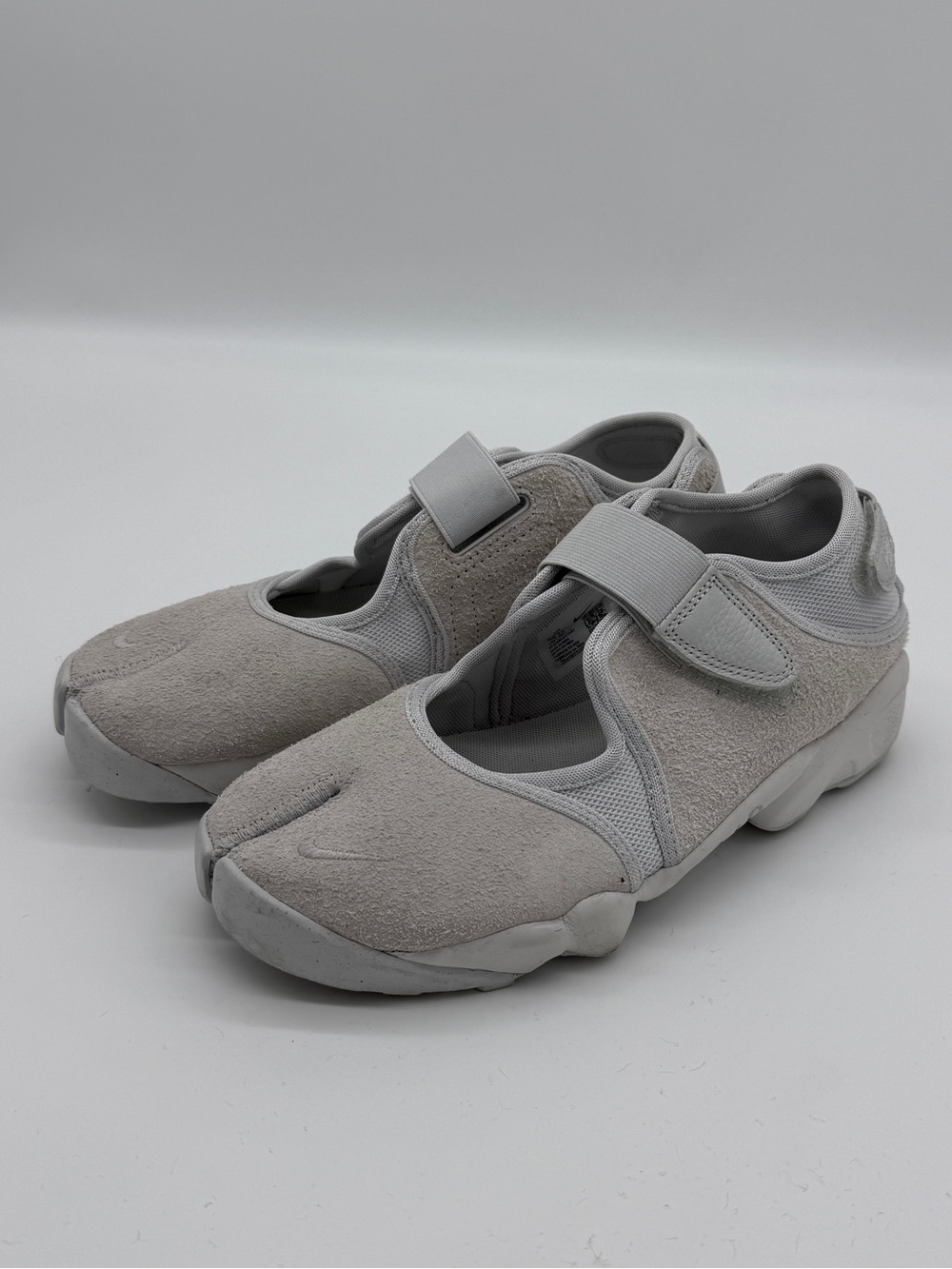 Nike air rift photon dust suede tabi womens 9